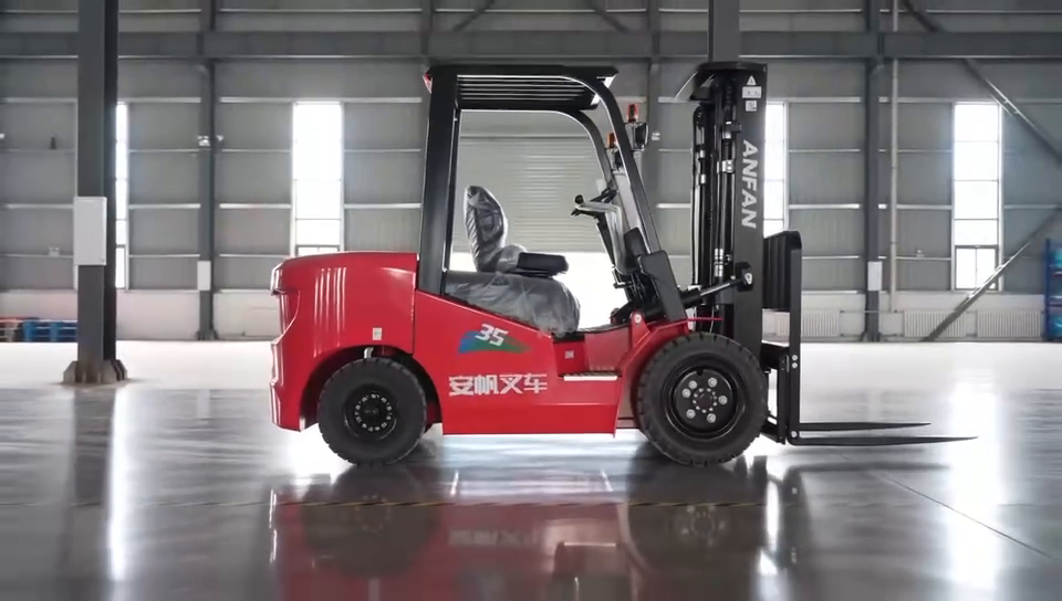 Xe n&acirc;ng điện tại Việt Nam | Y&D